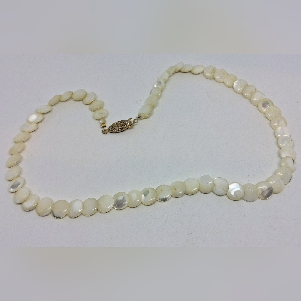 * Vintage Antique Mother Of Pearl Discs Necklace